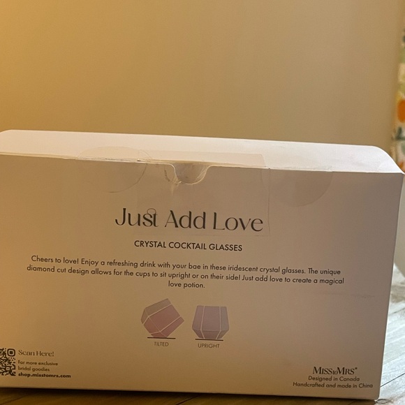 Crystal Cocktail Glasses - Clear w/ star details - Picture 6 of 6